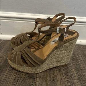 Steve Madden Strappy Suede Brown Wedges Size 6